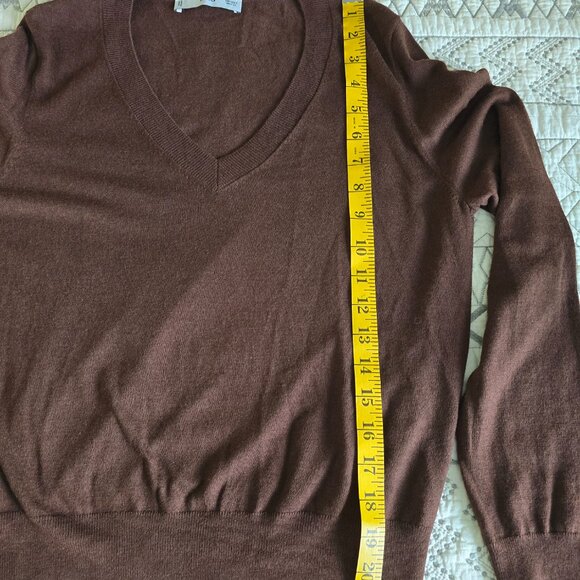 Mango V-Neck Classic Sweater Brown Size S NWOT - Picture 4 of 6